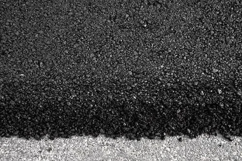 Applying the Asphalt