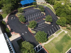 5 Sealcoating Facts That Show Savings for Your Austin Pavement!