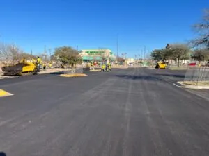 What Does a Well-Maintained Asphalt Parking Lot Look Like?