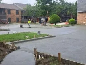 How Thick Should an Austin Concrete Parking Lot Be?