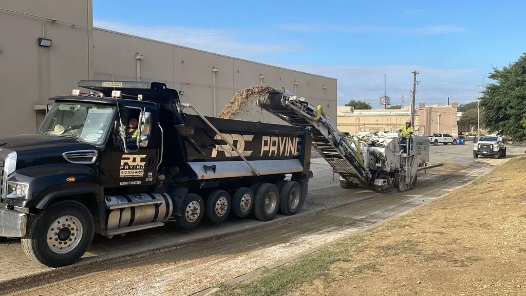 Why Asphalt Milling May Be Your Best Option for Austin Parking Lots