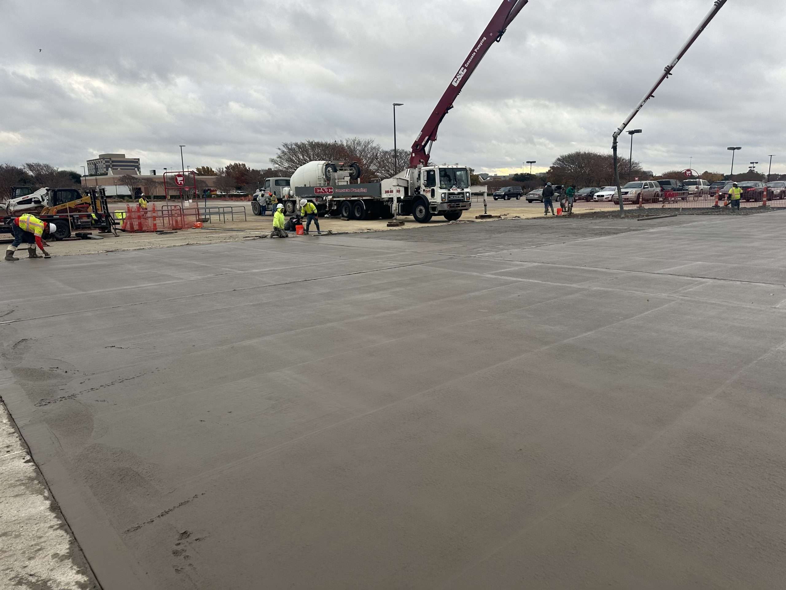 Read more about the article What Are Commercial Concrete Foundation Types in Texas?