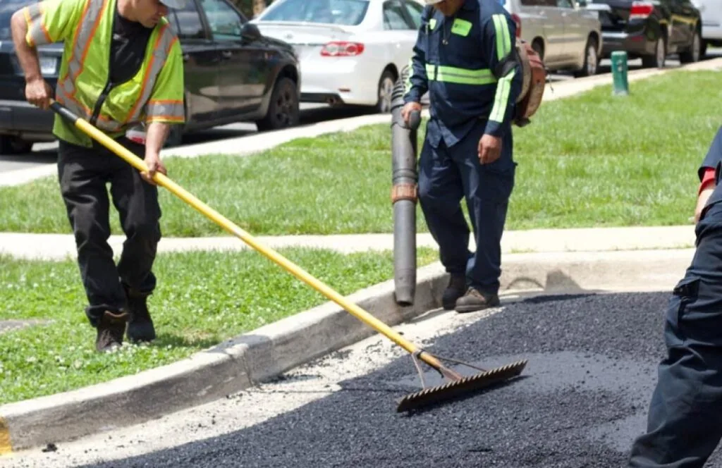 asphalt repair service