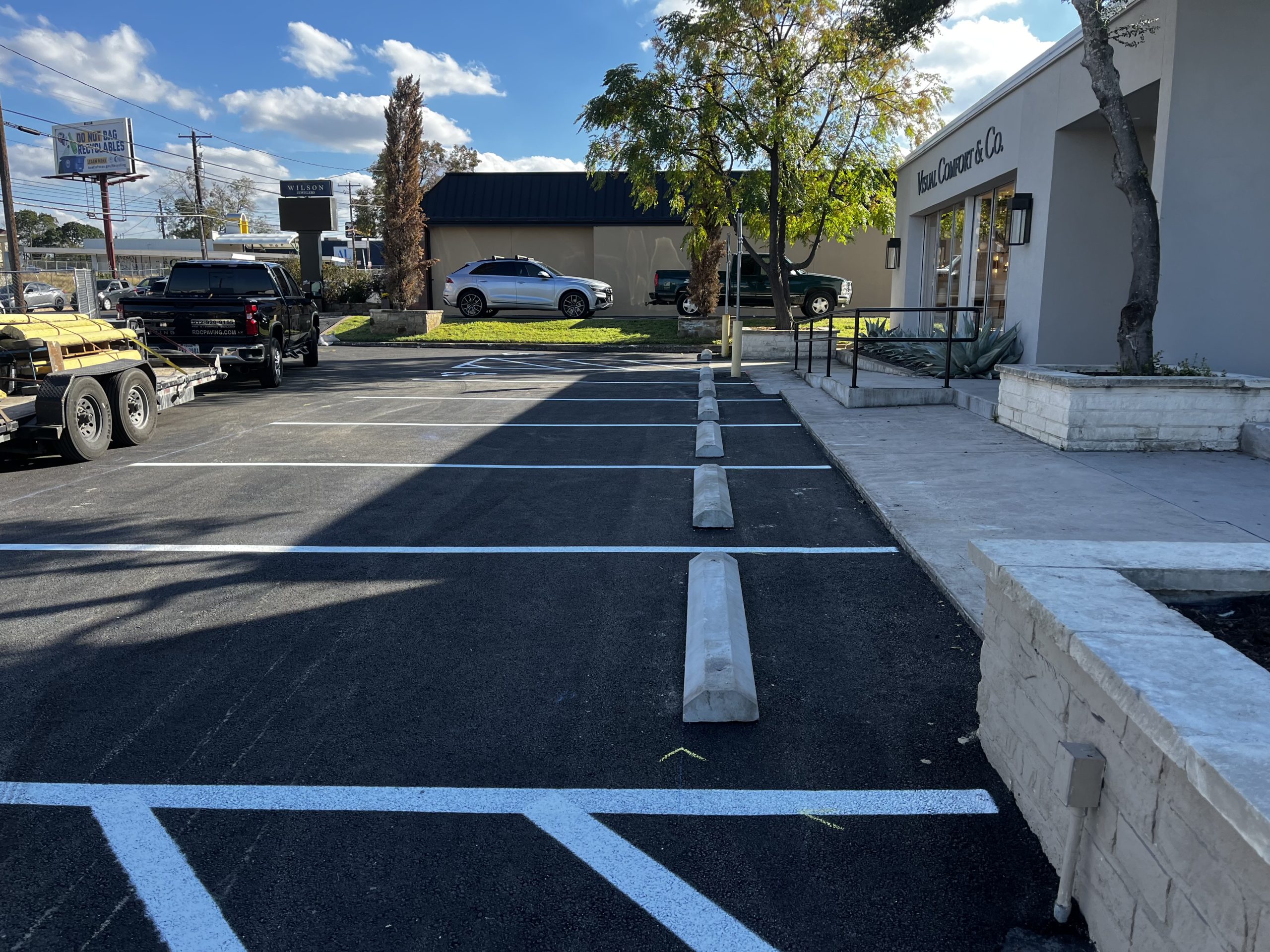 Read more about the article Asphalt Parking Lot Paving In 8 Simple Steps