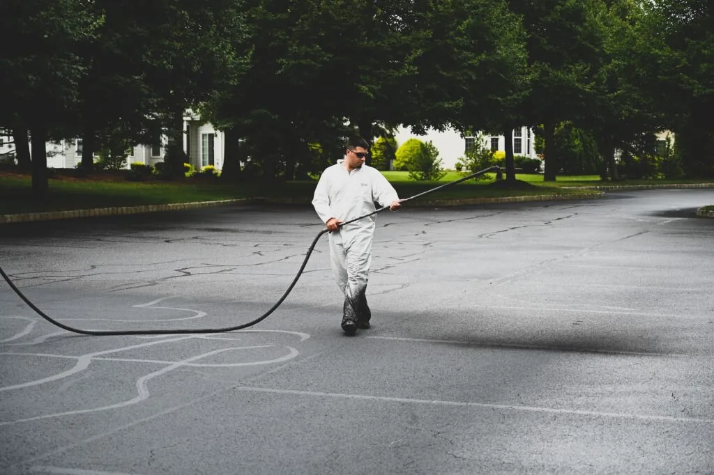 Sealcoating contractor